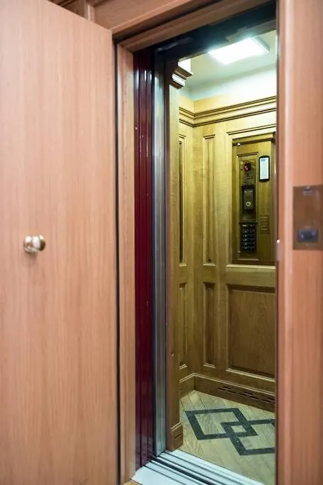 Unique Flat On The Grand Place Brussels