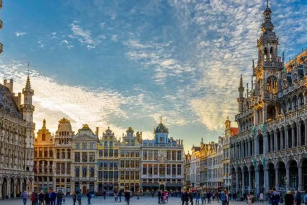 Unique Flat On The Grand Place Brussels 0*,