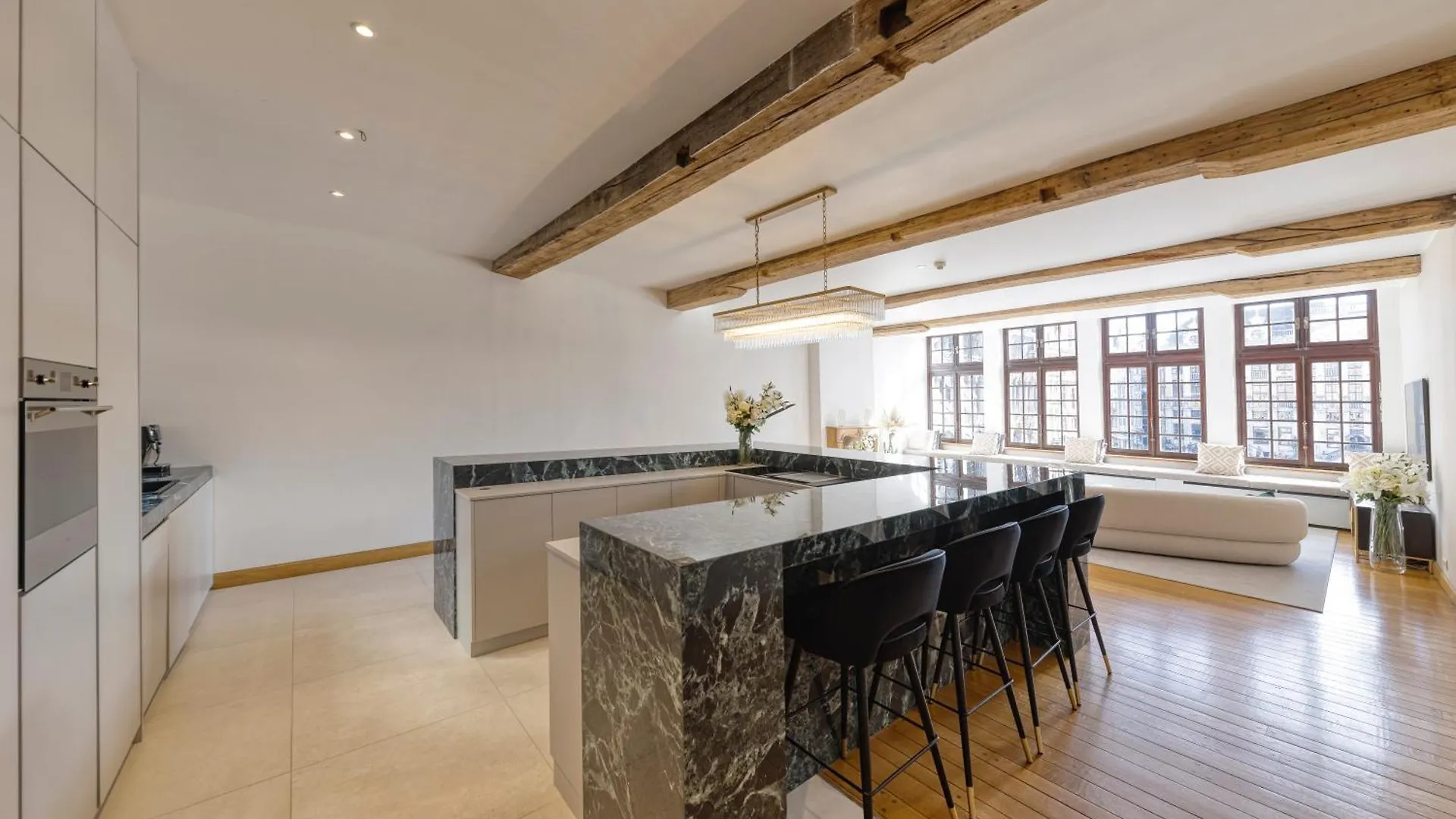 Apartment Unique Flat On The Grand Place Brussels